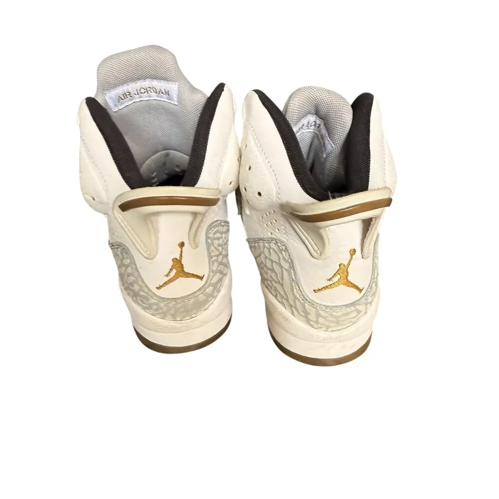 Jordan Youth Son of Mars Sneaker size 4.5Y Grey/White/Gold 512242 - 035